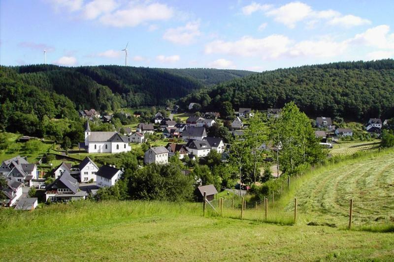 Ferienwohnung Rundumgruen Olpe bei Meschede Exterior foto